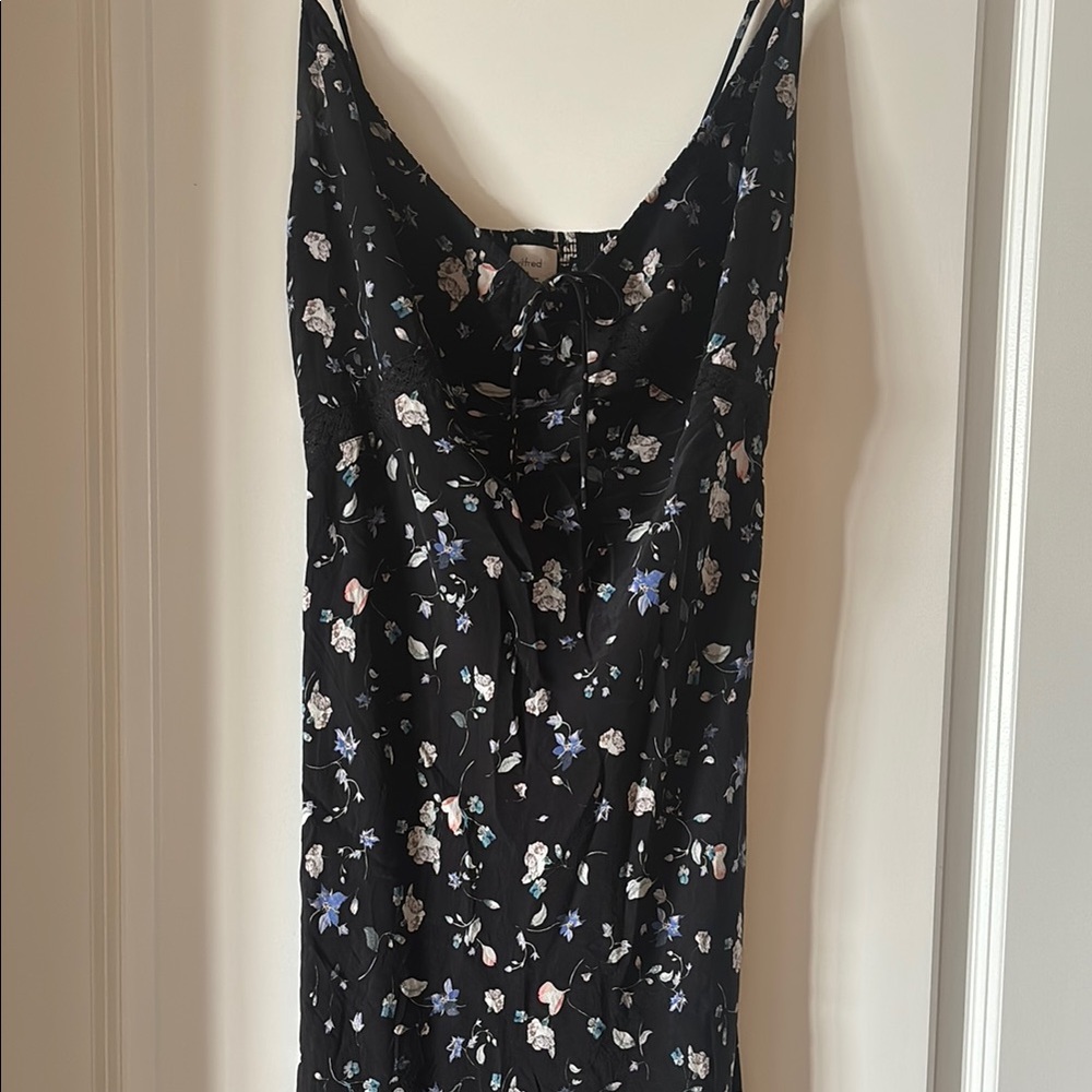 Wilfred Black Floral 100% Silk Dress - Size M